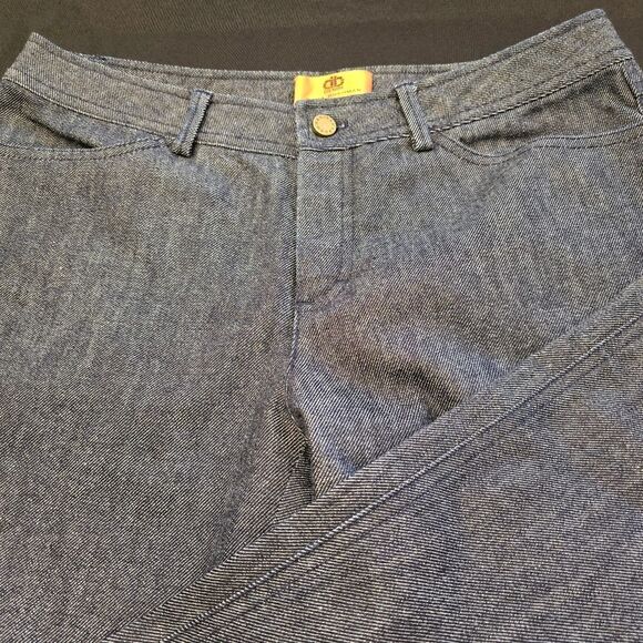 DANA BUCHMAN " HAYLEE" Dark Wash Flare Jeans - Picture 7 of 9